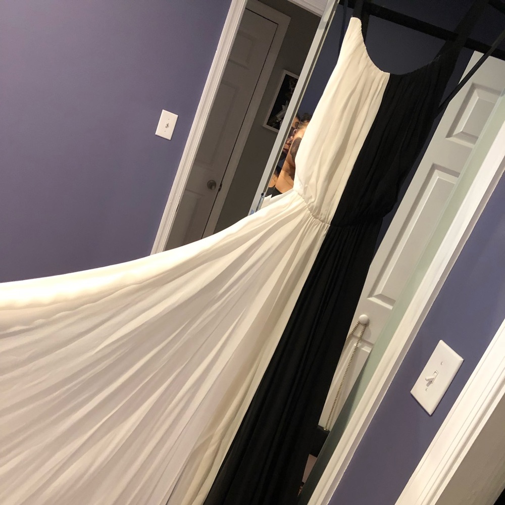 Long black and white dress